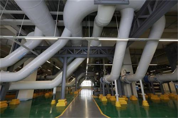 閉式冷卻塔計(jì)算過程中含濕量是關(guān)鍵(閉式冷卻塔補(bǔ)水